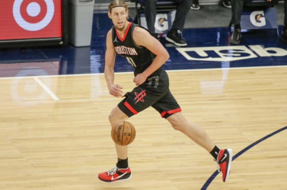 关于数据复盘：迈阿密热火四强战对阵密尔沃基雄鹿，萨拉赫效率值爆表的信息